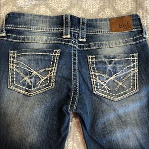Buckle jeans